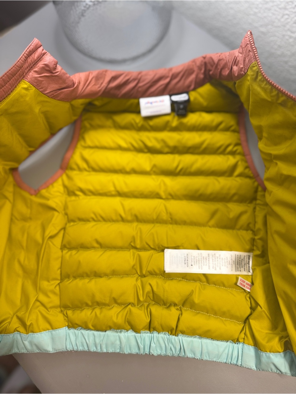Patagonia Baby Down Sweater Vest 2T Colorblock Puffer Toddler Kids - Picture 5 of 12